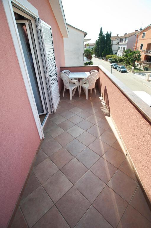 Apartments Maric With Parking Umag Phòng bức ảnh